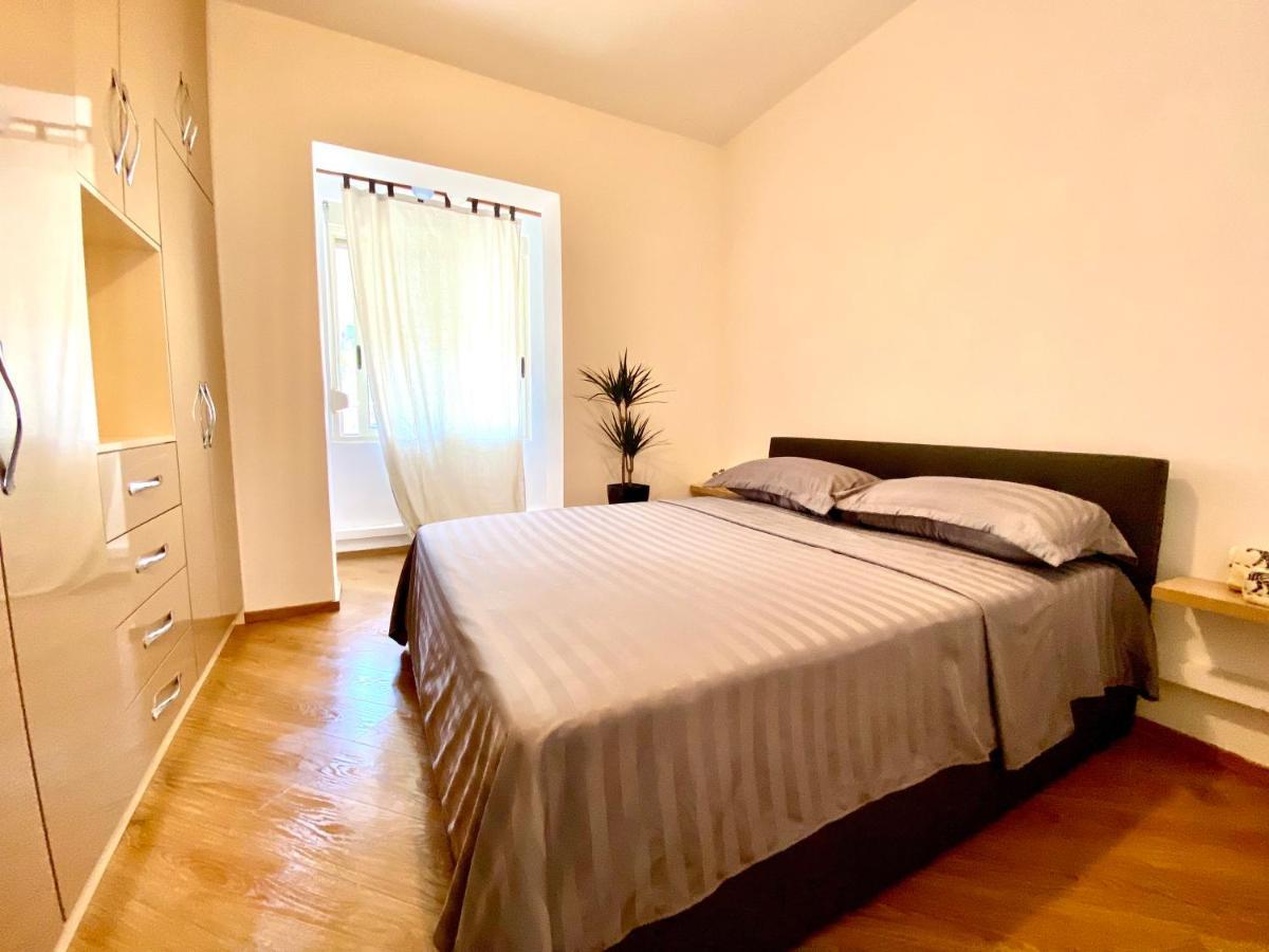 Luxury Apartments In City Center Durrës 외부 사진