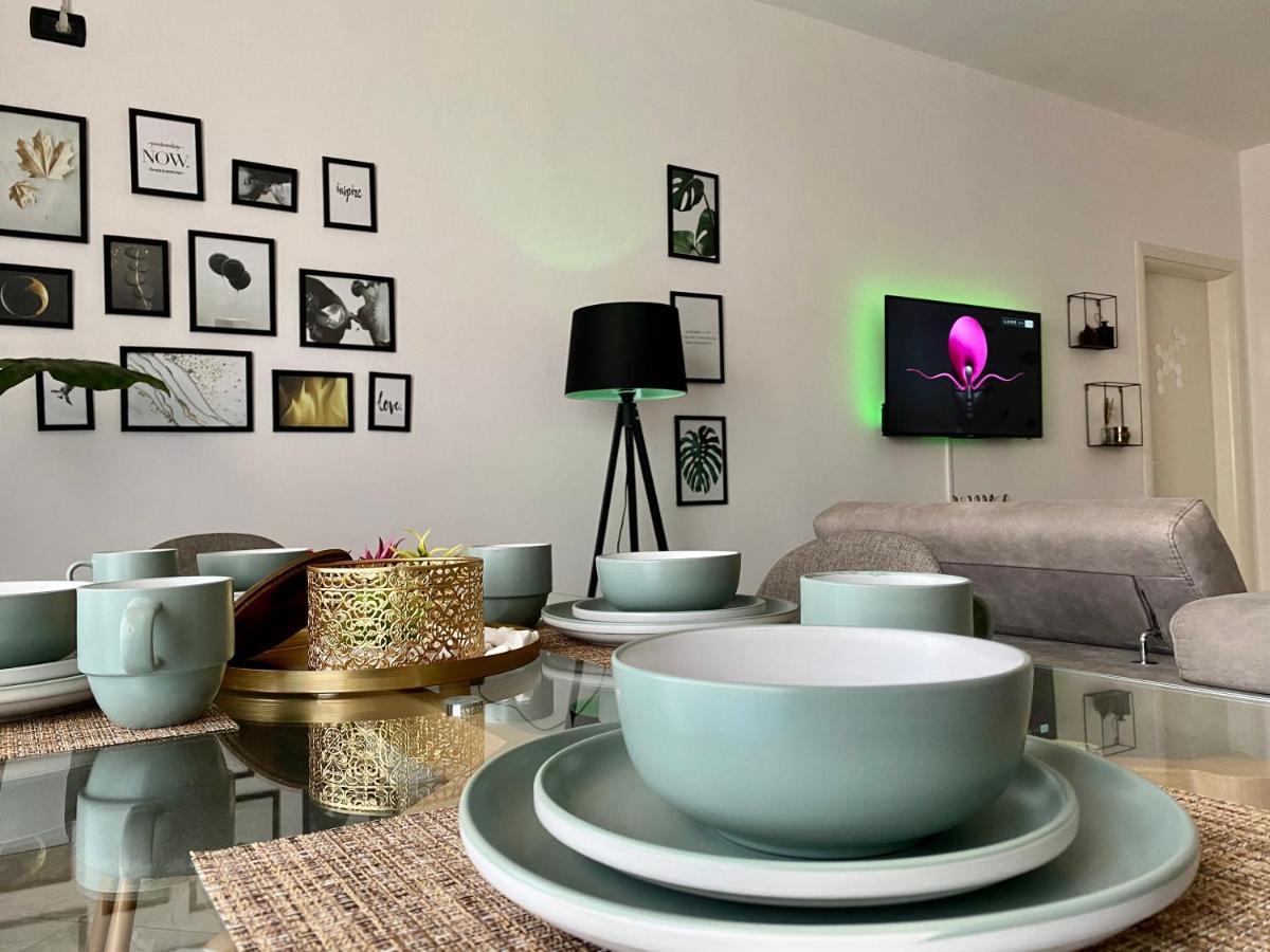 Luxury Apartments In City Center Durrës 외부 사진