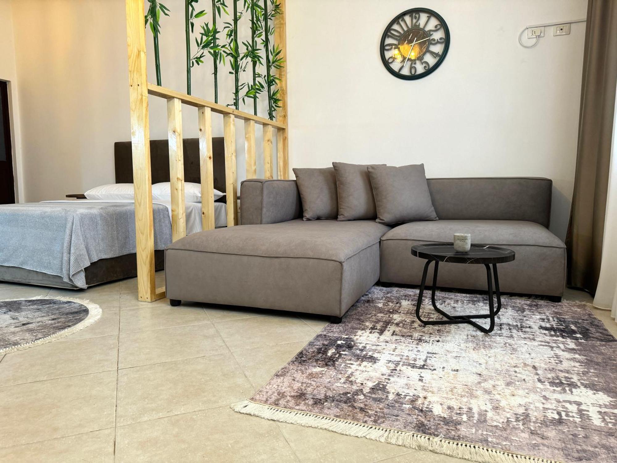 Luxury Apartments In City Center Durrës 외부 사진