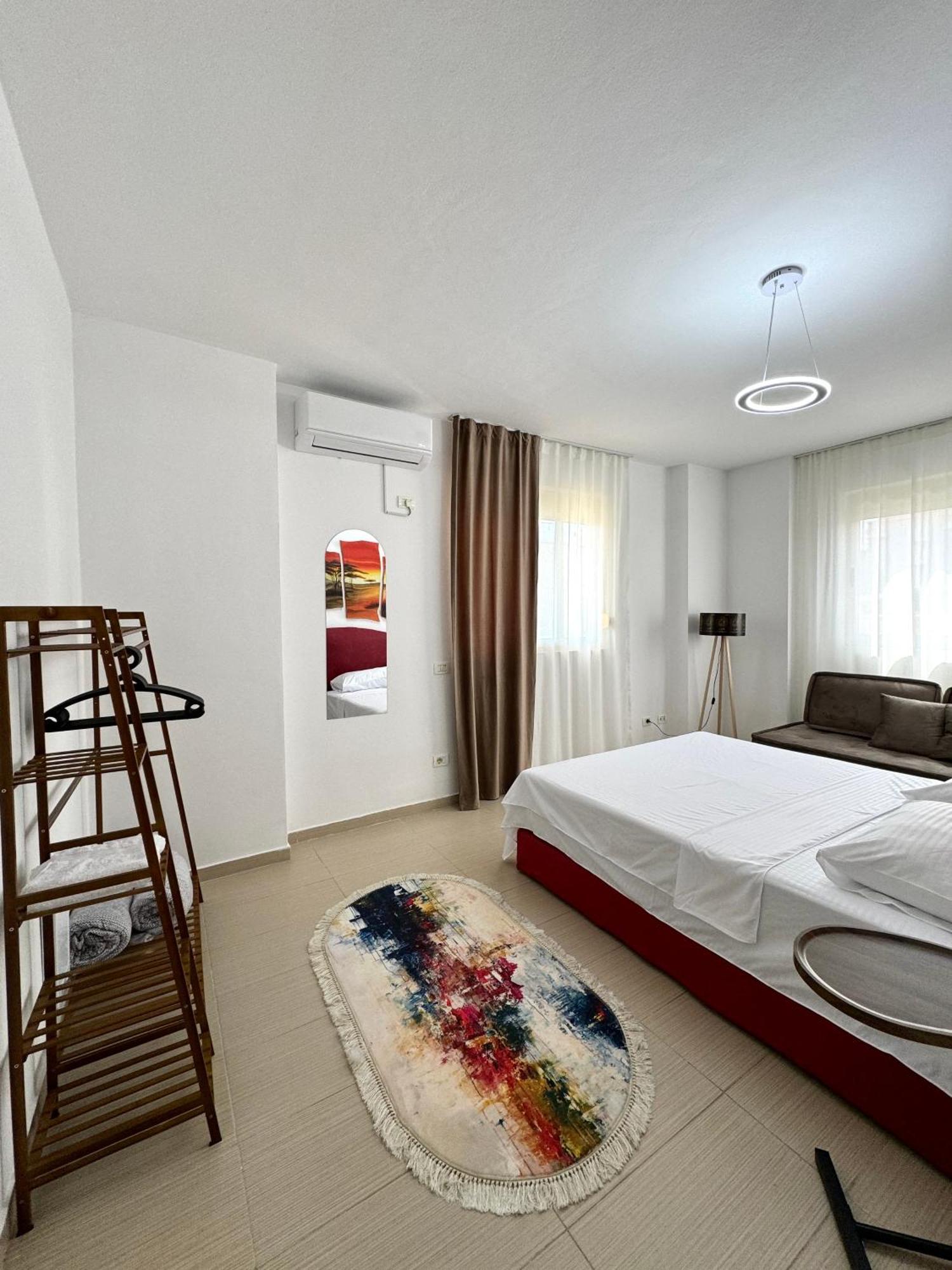 Luxury Apartments In City Center Durrës 외부 사진