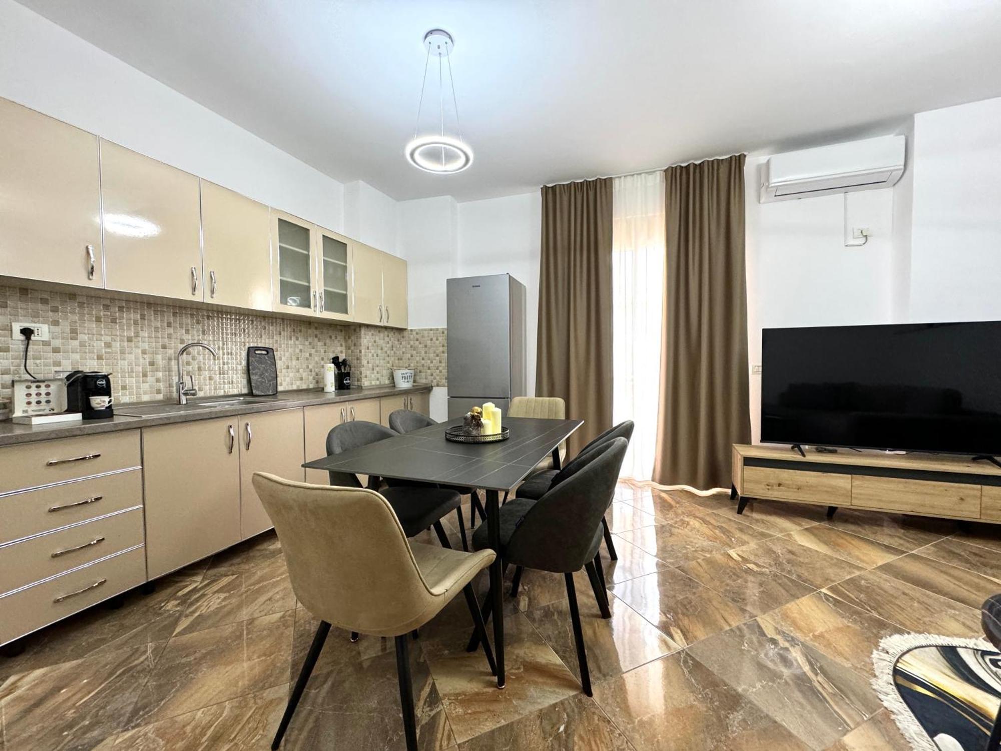 Luxury Apartments In City Center Durrës 외부 사진
